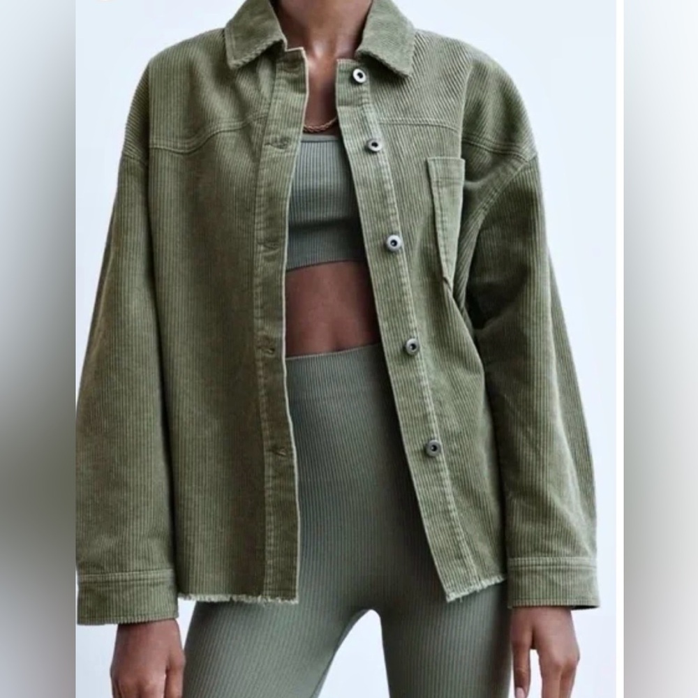 Olive Corduroy Shacket Jacket - Women - Picture 2 of 5